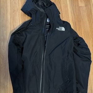 Northface Women’s Thermal Eco Snow Triclimate Jacket Size Small, Black